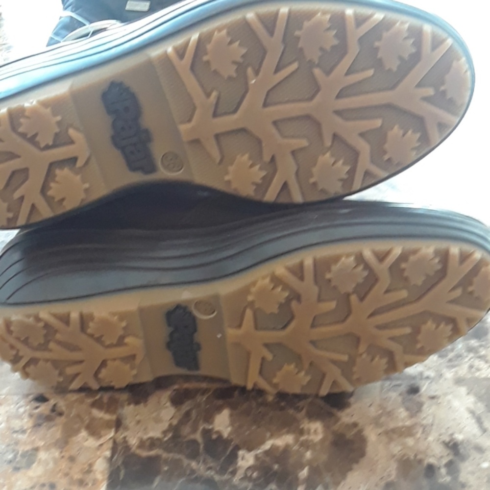 Ladies Pajar Boots - Picture 6 of 6